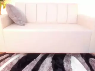 SarahGil's Live Sex Cam Show