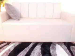 SarahGil's Live Sex Cam Show