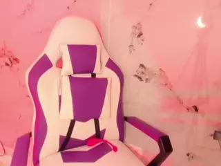 SarahGil's Live Sex Cam Show