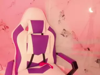 SarahGil's Live Sex Cam Show
