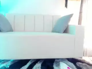 SarahGil's Live Sex Cam Show