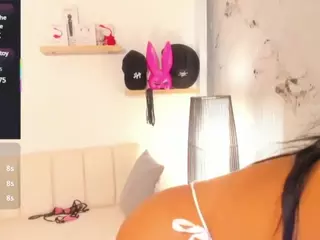 SarahGil's Live Sex Cam Show