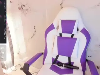 SarahGil's Live Sex Cam Show