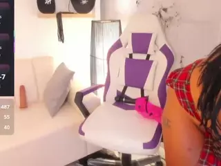 SarahGil's Live Sex Cam Show