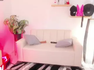 SarahGil's Live Sex Cam Show