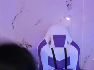 SarahGil's Live Sex Cam Show