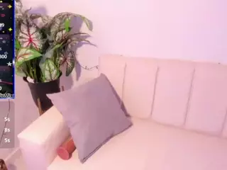 SarahGil's Live Sex Cam Show
