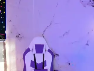 SarahGil's Live Sex Cam Show