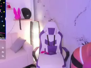 SarahGil's Live Sex Cam Show