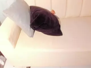 SarahGil's Live Sex Cam Show