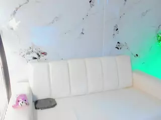 SarahGil's Live Sex Cam Show
