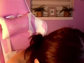 Abigaill-1's Live Sex Cam Show
