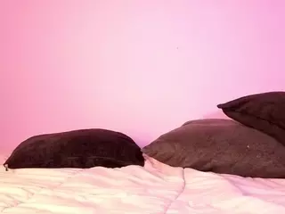 Abigaill-1's Live Sex Cam Show