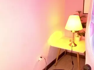 Abigaill-1's Live Sex Cam Show