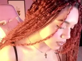 Abigaill-1's Live Sex Cam Show