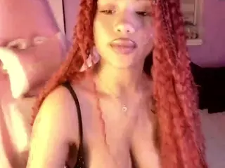 Abigaill-1's Live Sex Cam Show