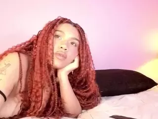 Abigaill-1's Live Sex Cam Show