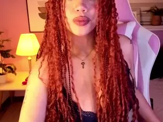 Abigaill-1's Live Sex Cam Show