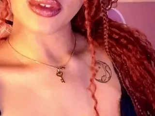 Abigaill-1's Live Sex Cam Show