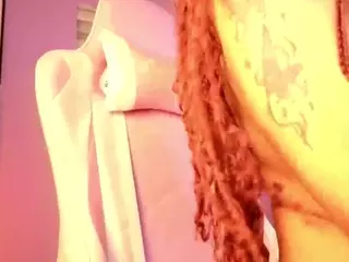 Abigaill-1's Live Sex Cam Show