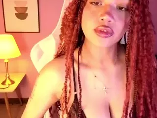 Abigaill-1's Live Sex Cam Show