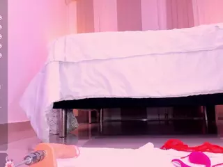 Leah Grey's Live Sex Cam Show