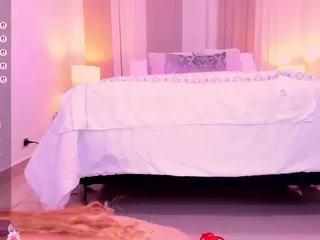 Leah Grey's Live Sex Cam Show