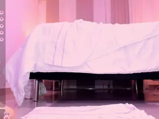 Leah Grey's Live Sex Cam Show