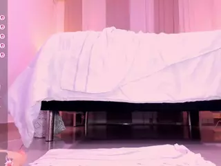 Leah Grey's Live Sex Cam Show