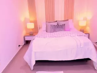 Leah Grey's Live Sex Cam Show