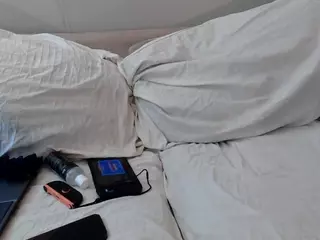 EmoDream1998's Live Sex Cam Show