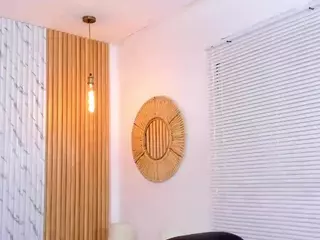 Eimy-Nicolls's Live Sex Cam Show