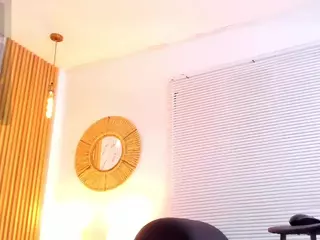 Eimy-Nicolls's Live Sex Cam Show