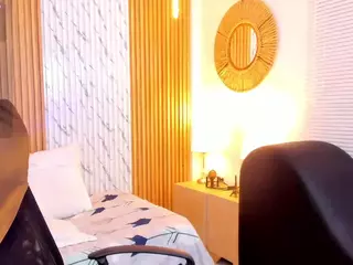 Eimy-Nicolls's Live Sex Cam Show