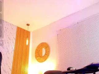 Eimy-Nicolls's Live Sex Cam Show