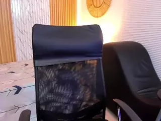 Eimy-Nicolls's Live Sex Cam Show