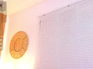 Eimy-Nicolls's Live Sex Cam Show