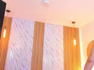 Eimy-Nicolls's Live Sex Cam Show