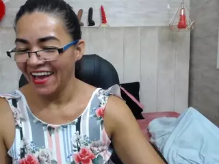 Cattleya MaturePure's Live Sex Cam Show