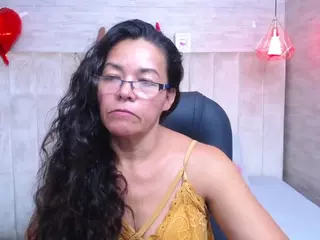 Cattleya MaturePure's Live Sex Cam Show