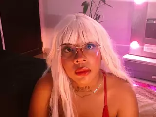 MelanyTylor's Live Sex Cam Show