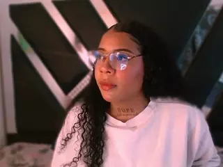 MelanyTylor's Live Sex Cam Show