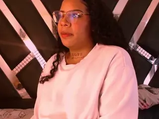 MelanyTylor's Live Sex Cam Show