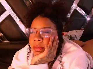 MelanyTylor's Live Sex Cam Show