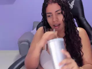 boomsarr's Live Sex Cam Show