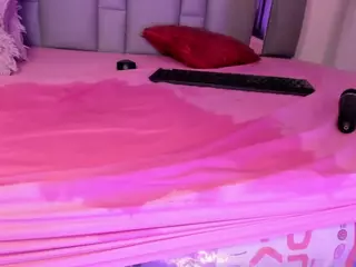 Nadia-saadiK1's Live Sex Cam Show