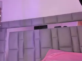 Nadia-saadiK1's Live Sex Cam Show