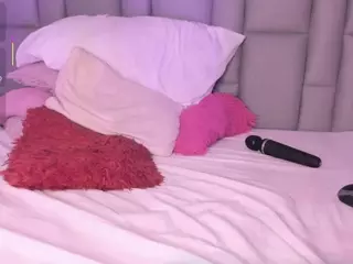 Nadia-saadiK1's Live Sex Cam Show
