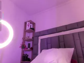 Nadia-saadiK1's Live Sex Cam Show