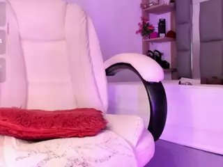 Nadia-saadiK1's Live Sex Cam Show